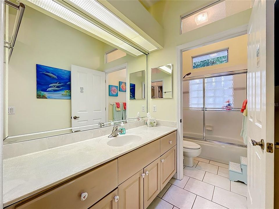 待售: $887,950 (3 贝兹, 2 浴室, 2271 平方英尺)