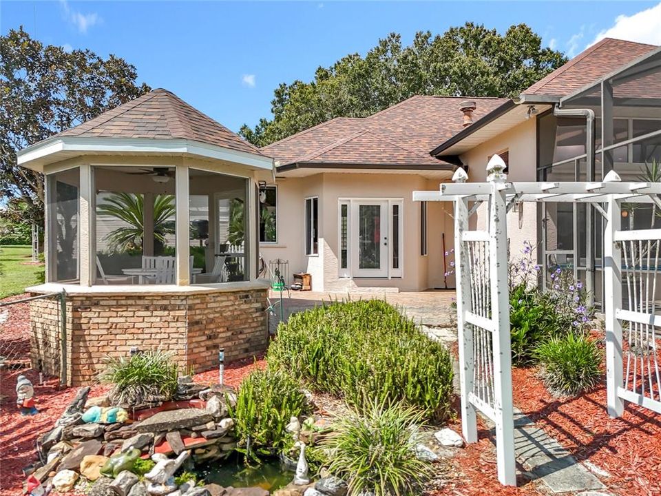 待售: $887,950 (3 贝兹, 2 浴室, 2271 平方英尺)