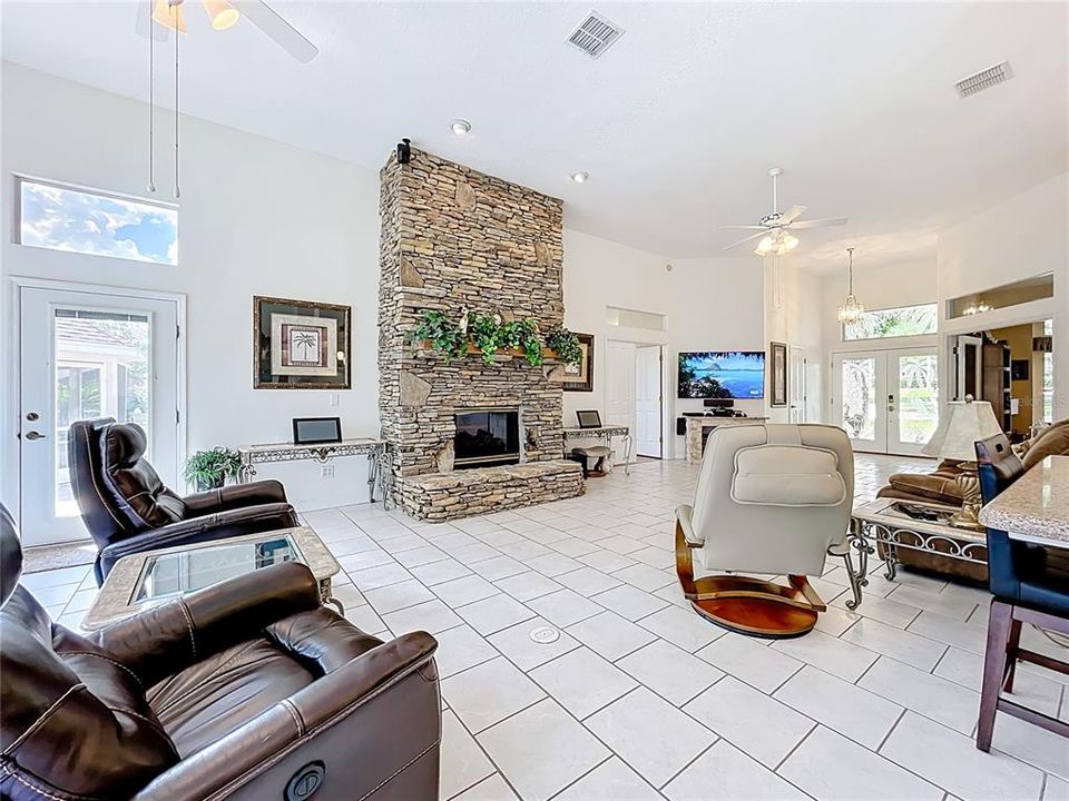 待售: $887,950 (3 贝兹, 2 浴室, 2271 平方英尺)