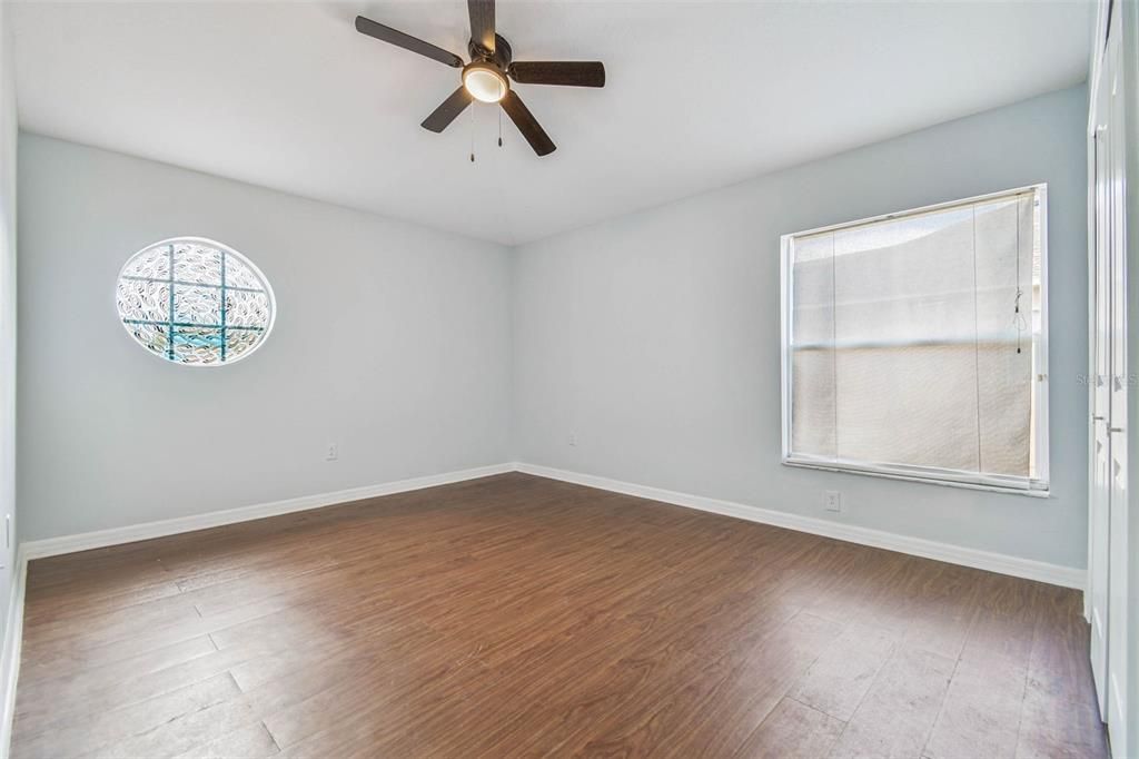 На продажу: $579,900 (5 спален, 3 ванн, 3307 Квадратных фут)