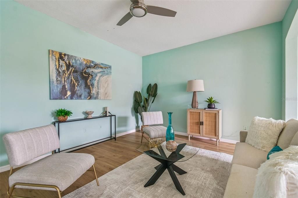 На продажу: $579,900 (5 спален, 3 ванн, 3307 Квадратных фут)