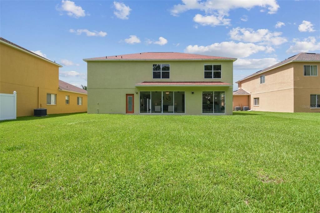 На продажу: $579,900 (5 спален, 3 ванн, 3307 Квадратных фут)