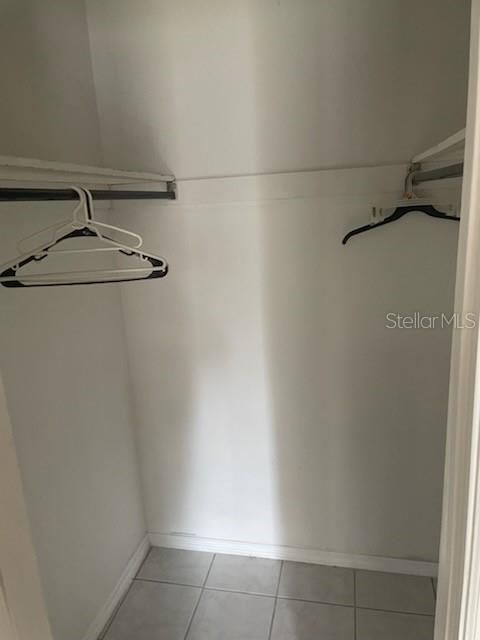 Под контрактом: $179,999 (1 спален, 1 ванн, 787 Квадратных фут)