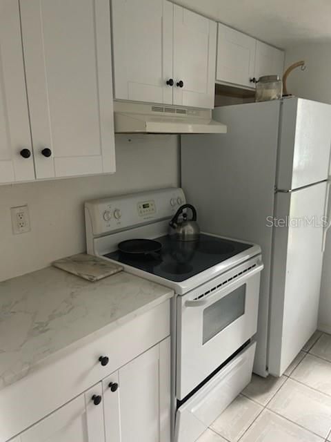 Под контрактом: $179,999 (1 спален, 1 ванн, 787 Квадратных фут)