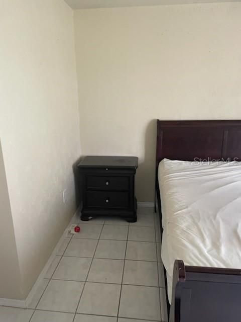 Под контрактом: $179,999 (1 спален, 1 ванн, 787 Квадратных фут)