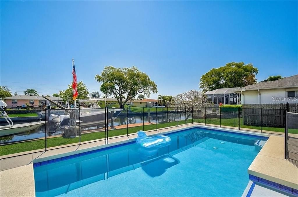 For Rent: $4,000 (3 beds, 2 baths, 1920 Square Feet)