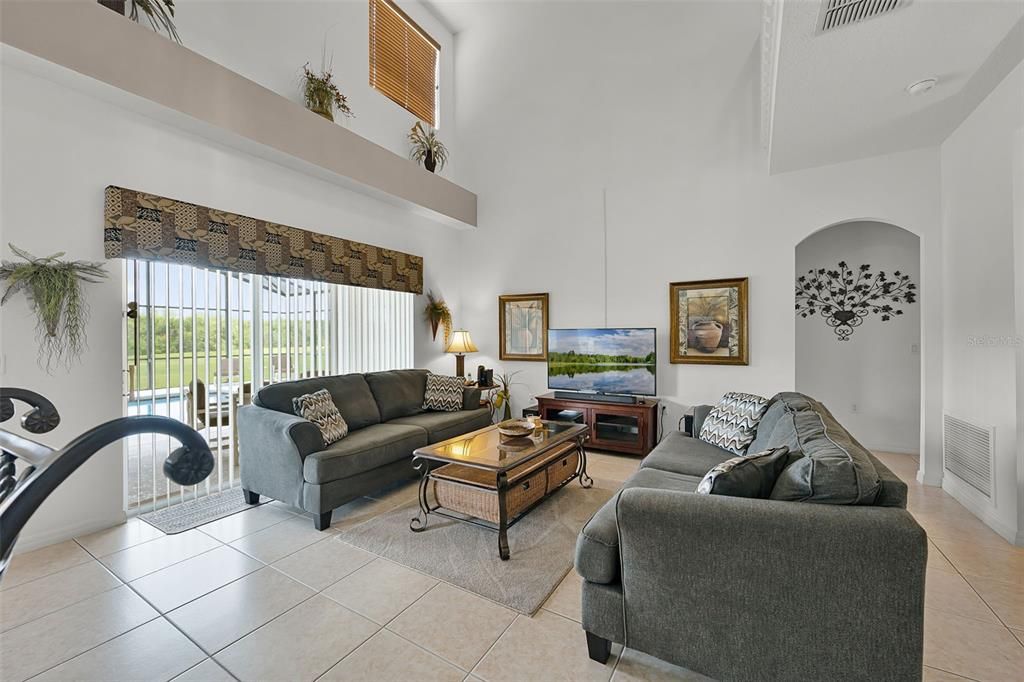 На продажу: $485,000 (5 спален, 4 ванн, 2499 Квадратных фут)