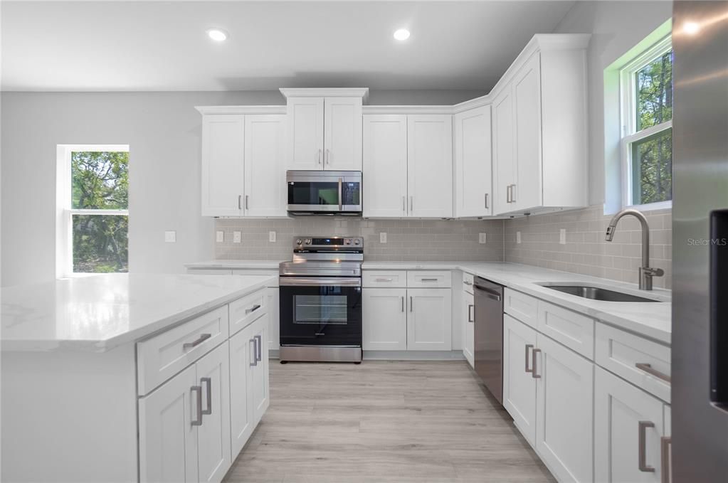 Active With Contract: $364,800 (4 beds, 3 baths, 2092 Square Feet)