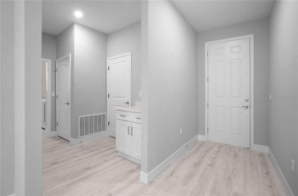 Active With Contract: $364,800 (4 beds, 3 baths, 2092 Square Feet)