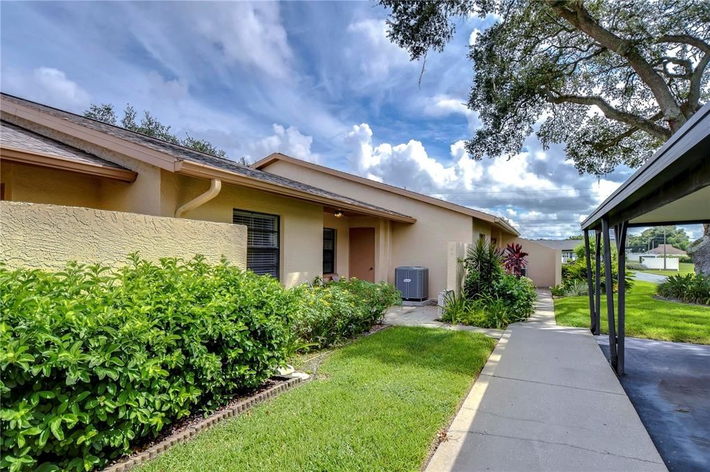 На продажу: $159,900 (2 спален, 2 ванн, 1094 Квадратных фут)