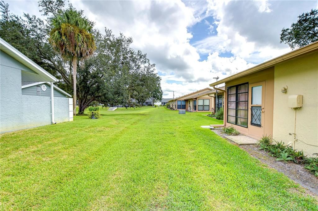 На продажу: $159,900 (2 спален, 2 ванн, 1094 Квадратных фут)