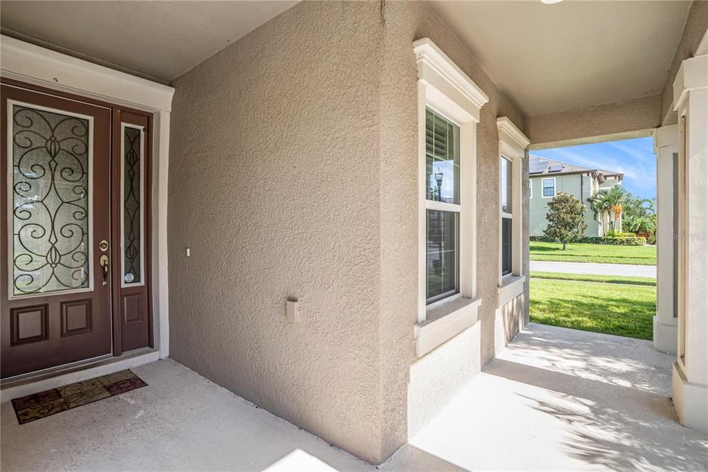 Activo con contrato: $465,000 (4 camas, 3 baños, 2583 Pies cuadrados)