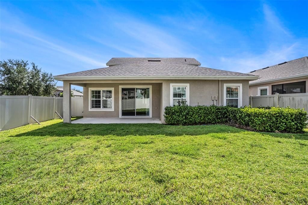 Activo con contrato: $465,000 (4 camas, 3 baños, 2583 Pies cuadrados)