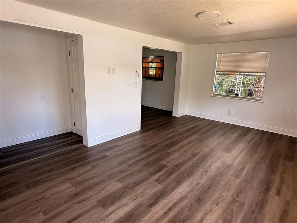 待售: $224,950 (3 贝兹, 2 浴室, 1152 平方英尺)