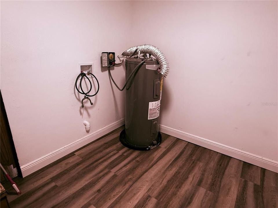 待售: $224,950 (3 贝兹, 2 浴室, 1152 平方英尺)