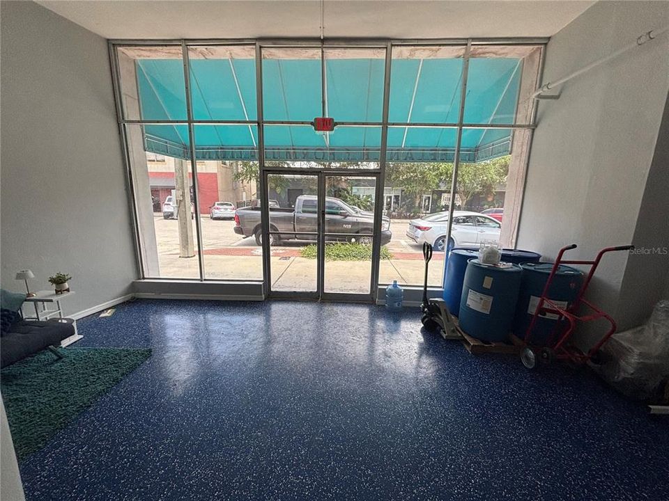 For Sale: $390,000 (0 beds, 0 baths, 2500 Square Feet)