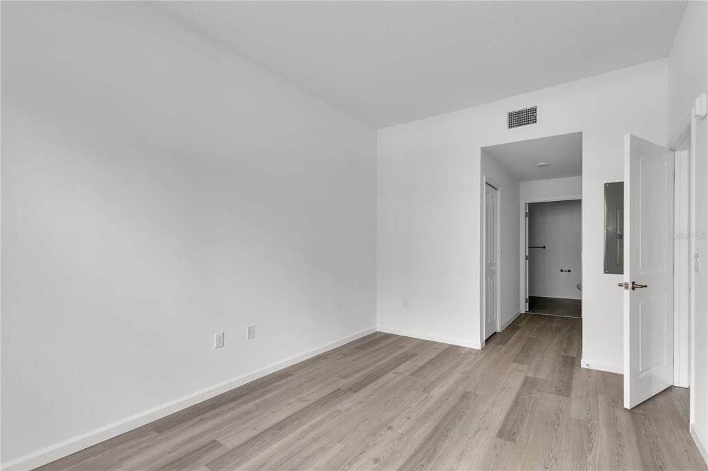 En Venta: $280,000 (2 camas, 2 baños, 1015 Pies cuadrados)