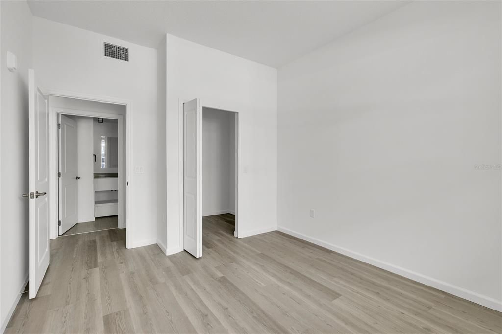 En Venta: $280,000 (2 camas, 2 baños, 1015 Pies cuadrados)