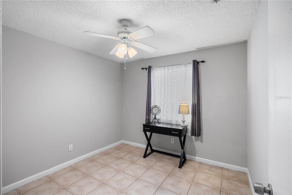 待售: $169,900 (3 贝兹, 2 浴室, 1140 平方英尺)