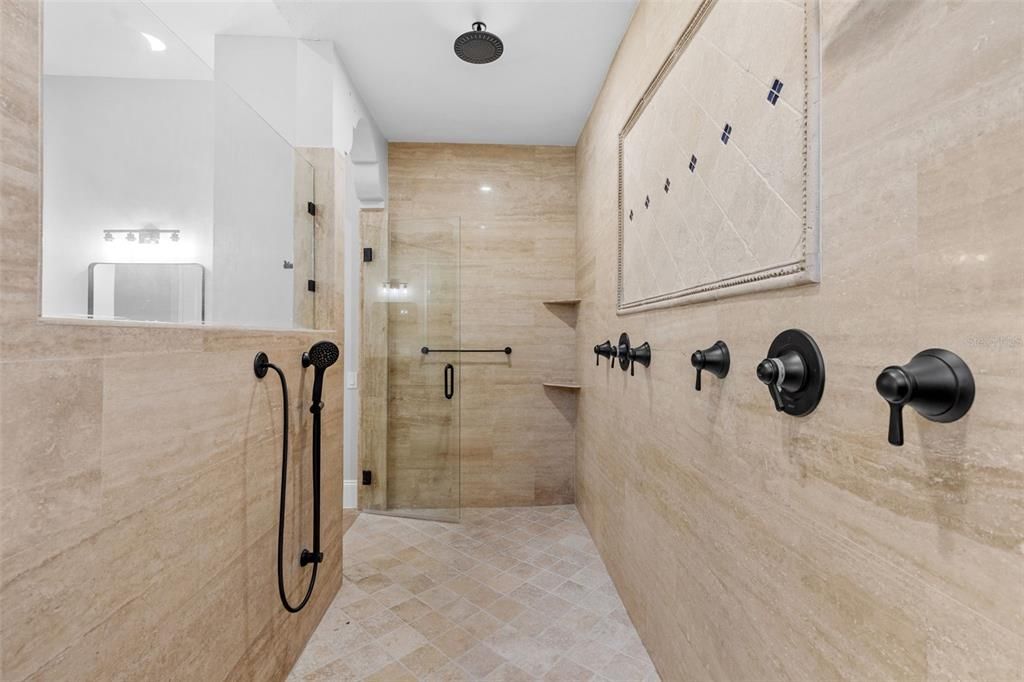 For Sale: $1,998,900 (6 beds, 6 baths, 6196 Square Feet)