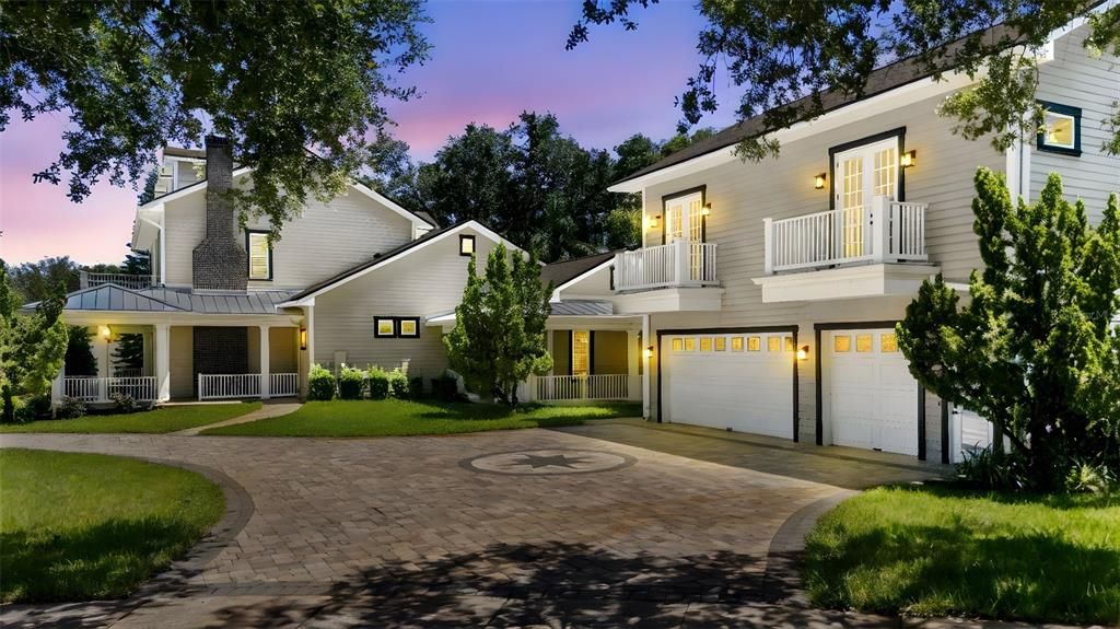 For Sale: $1,998,900 (6 beds, 6 baths, 6196 Square Feet)