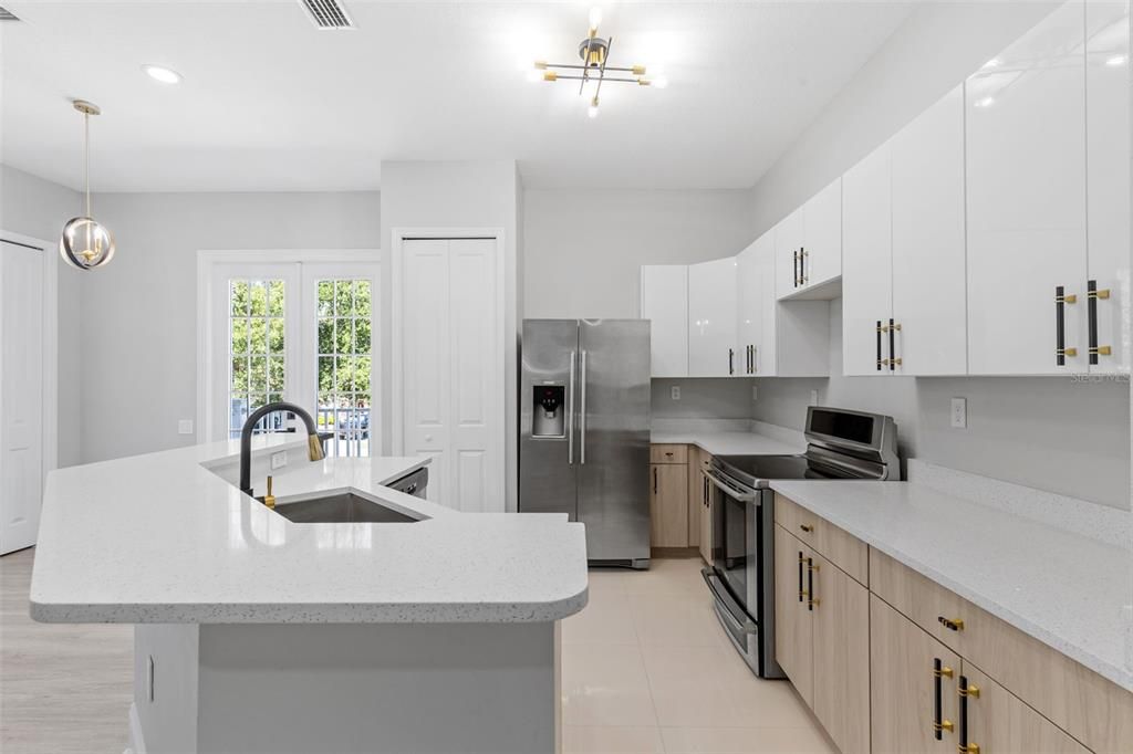 For Sale: $1,998,900 (6 beds, 6 baths, 6196 Square Feet)