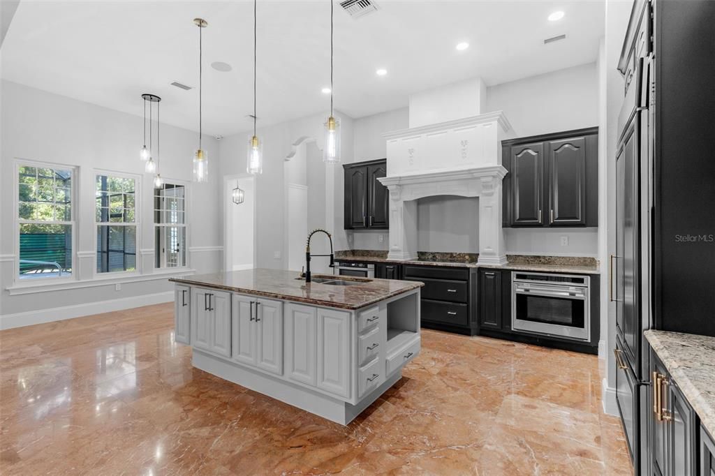 For Sale: $1,998,900 (6 beds, 6 baths, 6196 Square Feet)