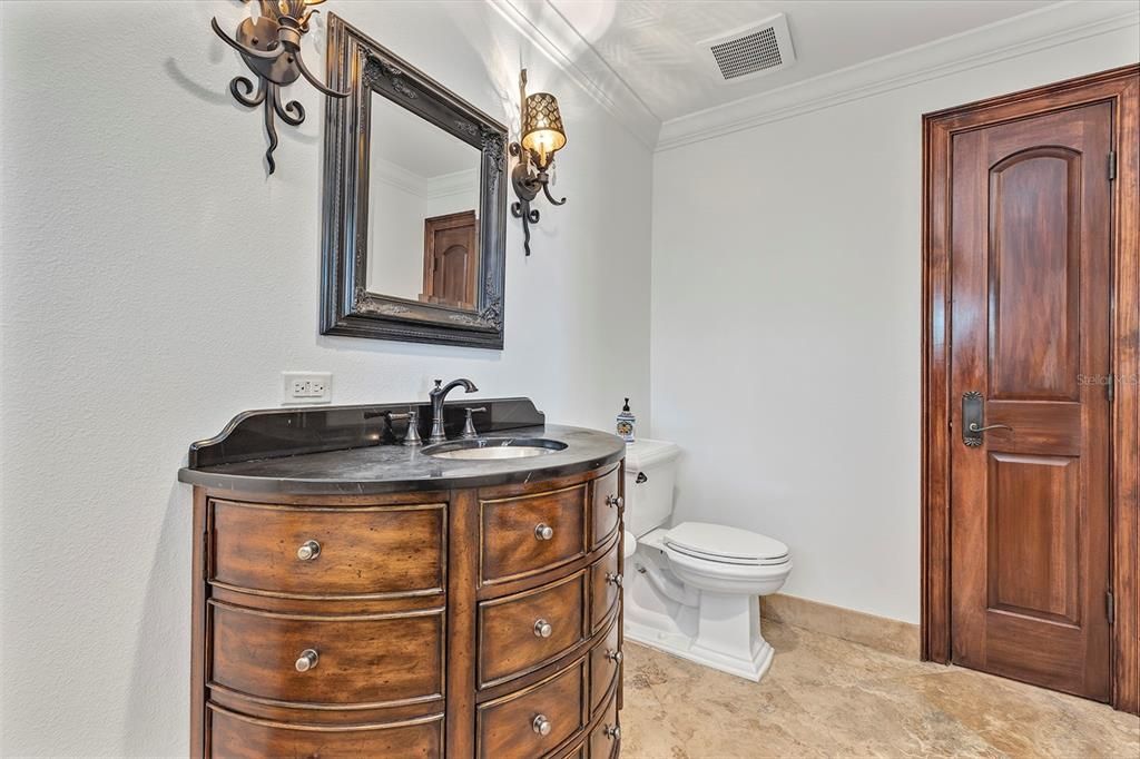 For Sale: $2,995,000 (5 beds, 4 baths, 3737 Square Feet)