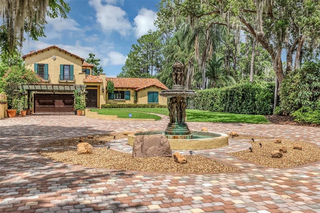 For Sale: $2,995,000 (5 beds, 4 baths, 3737 Square Feet)