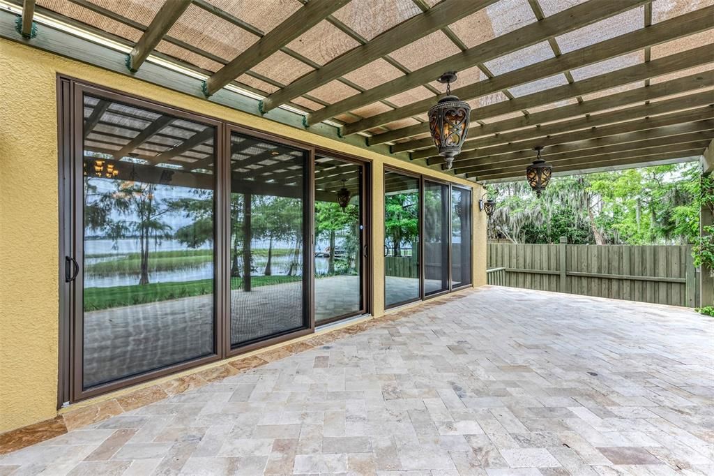 For Sale: $2,995,000 (5 beds, 4 baths, 3737 Square Feet)