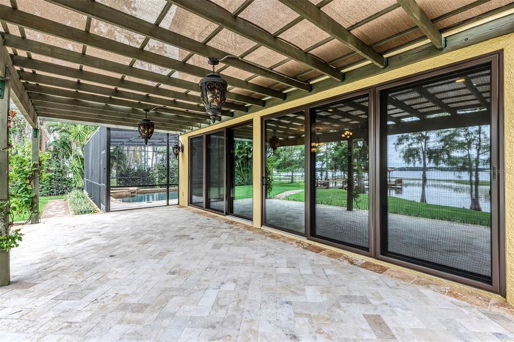 For Sale: $2,995,000 (5 beds, 4 baths, 3737 Square Feet)