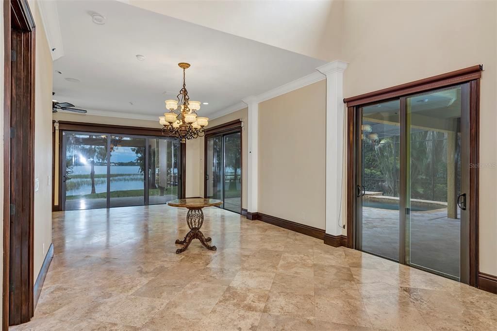 For Sale: $2,995,000 (5 beds, 4 baths, 3737 Square Feet)