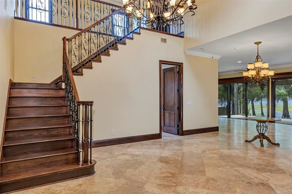 For Sale: $2,995,000 (5 beds, 4 baths, 3737 Square Feet)