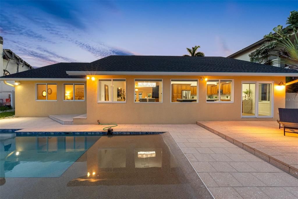 En Venta: $1,750,000 (3 camas, 2 baños, 2342 Pies cuadrados)