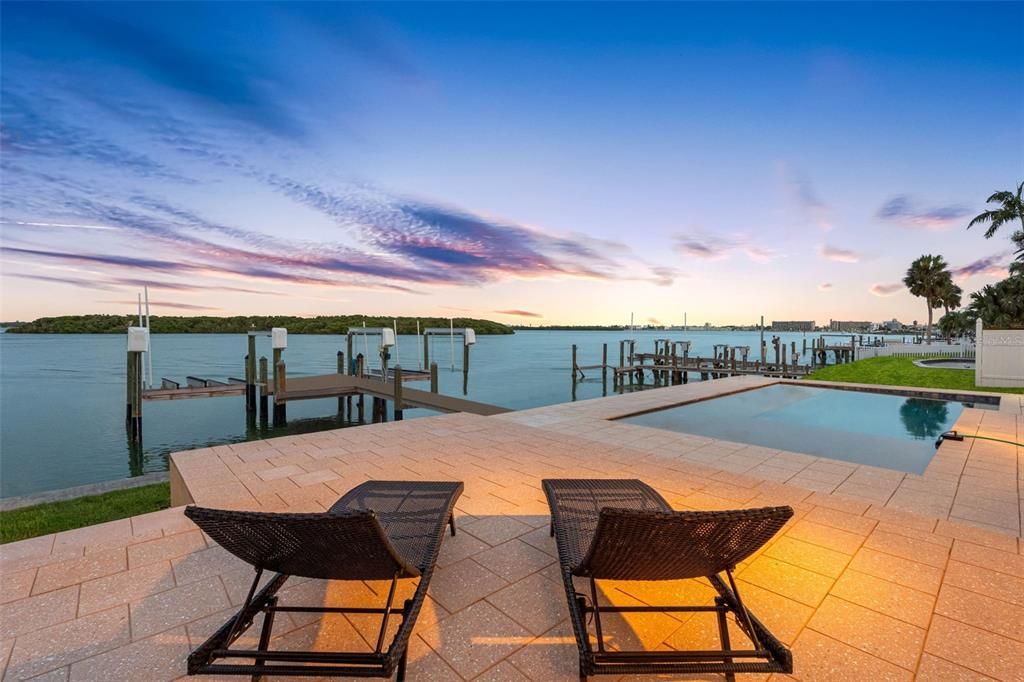 En Venta: $1,750,000 (3 camas, 2 baños, 2342 Pies cuadrados)