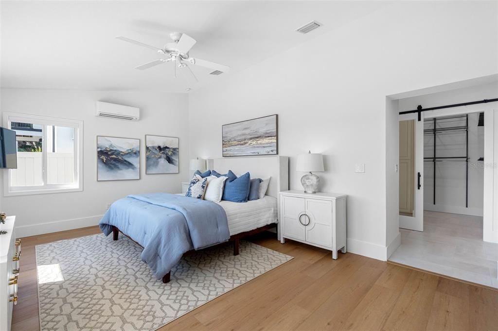 En Venta: $1,750,000 (3 camas, 2 baños, 2342 Pies cuadrados)