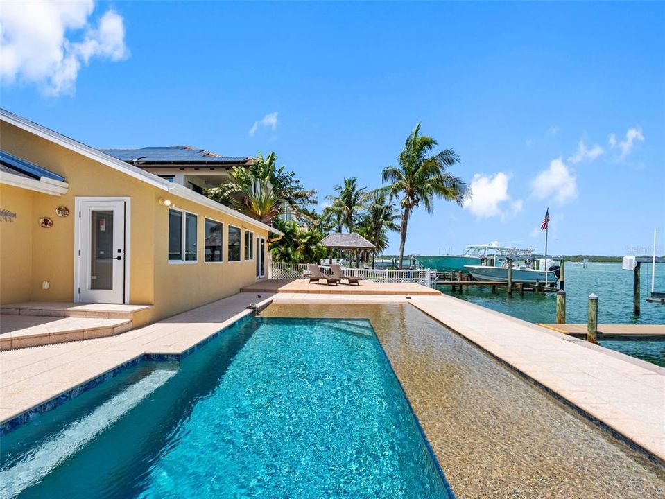 En Venta: $1,750,000 (3 camas, 2 baños, 2342 Pies cuadrados)