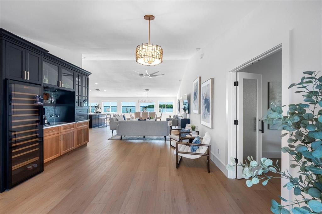 En Venta: $1,750,000 (3 camas, 2 baños, 2342 Pies cuadrados)