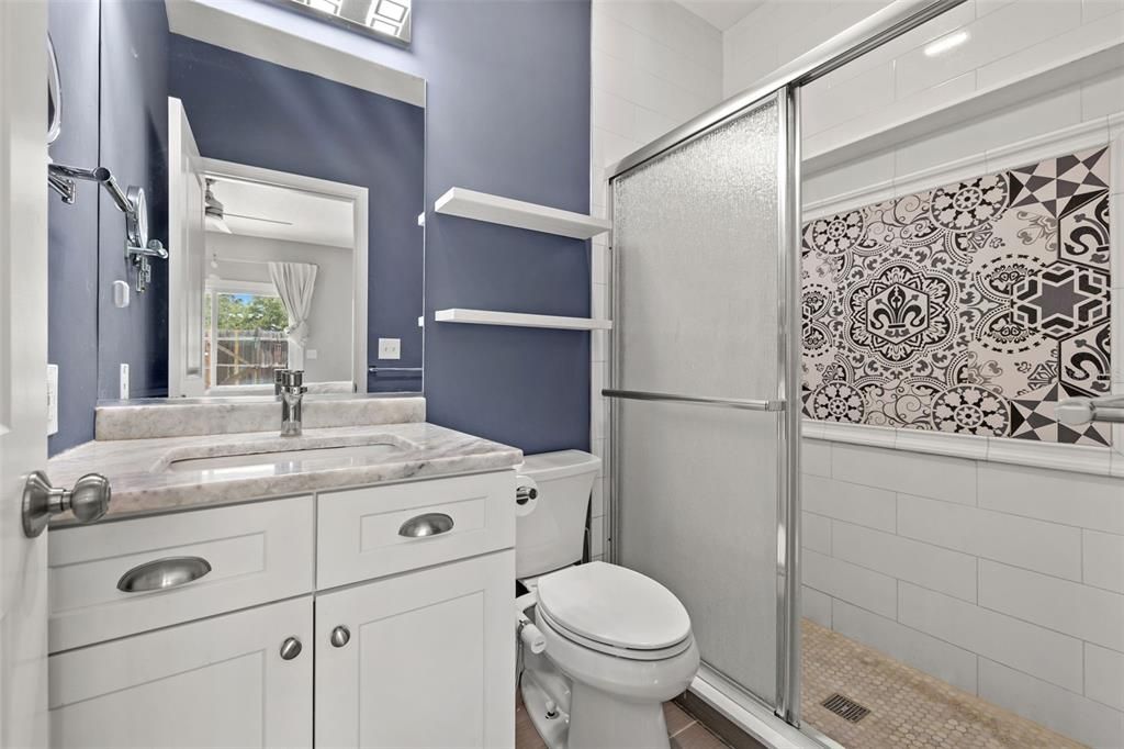 Под контрактом: $3,800 (3 спален, 2 ванн, 1278 Квадратных фут)