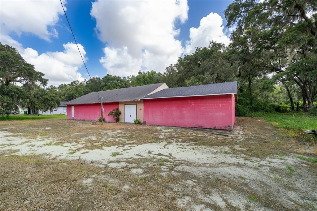 待售: $240,000 (0 贝兹, 0 浴室, 2430 平方英尺)