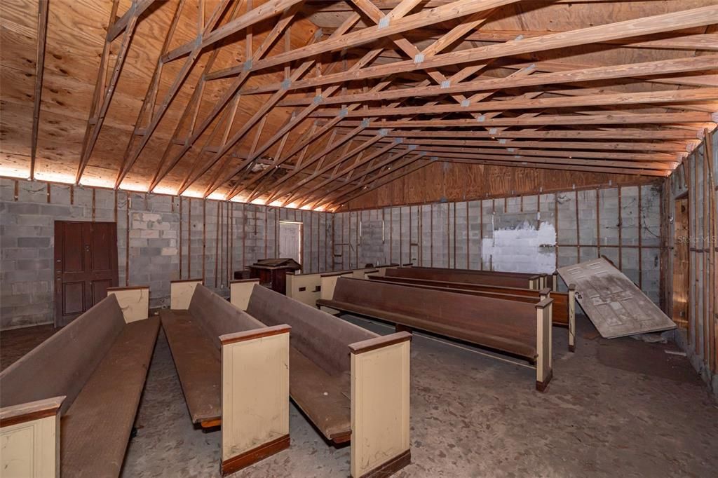 待售: $240,000 (0 贝兹, 0 浴室, 2430 平方英尺)