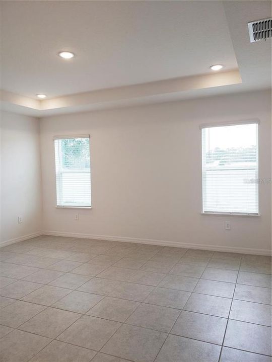 En Renta: $2,975 (4 camas, 3 baños, 2471 Pies cuadrados)