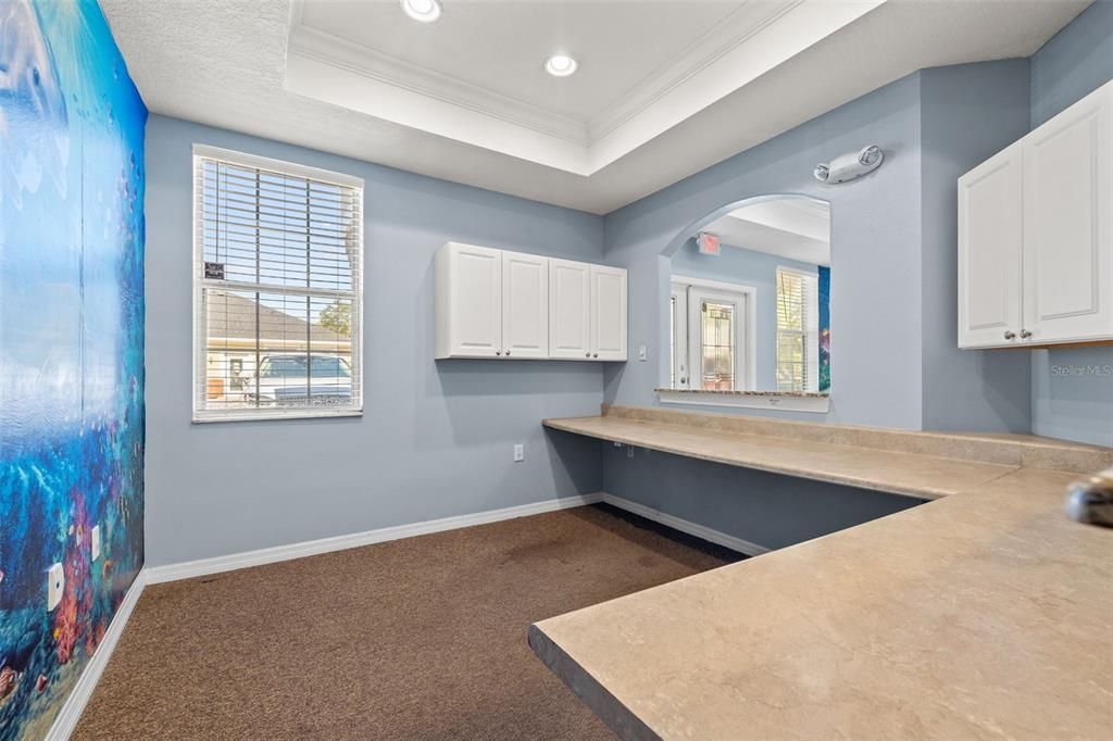 合同活跃: $900,000 (0 贝兹, 0 浴室, 3000 平方英尺)