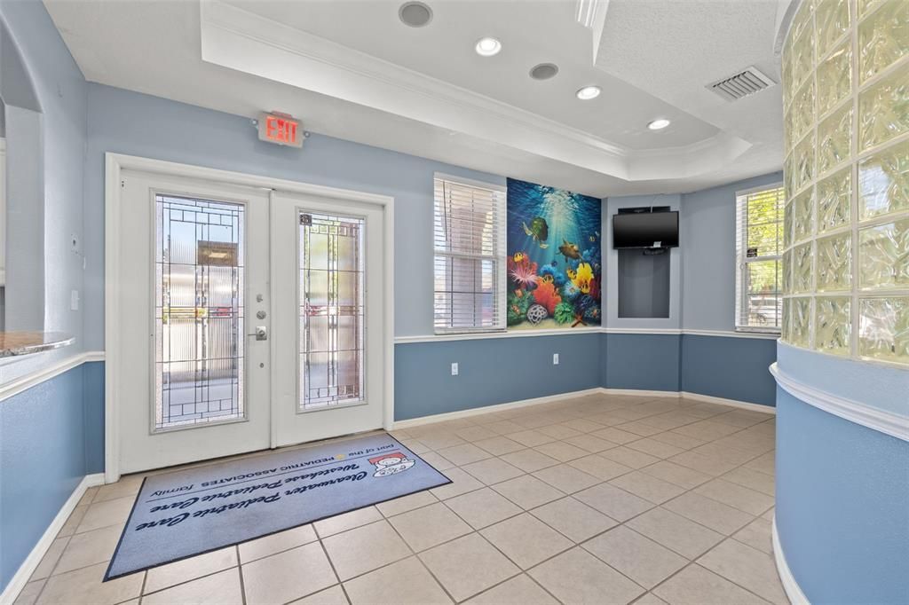 合同活跃: $900,000 (0 贝兹, 0 浴室, 3000 平方英尺)