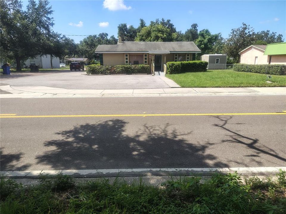 На продажу: $224,900 (0.35 acres)