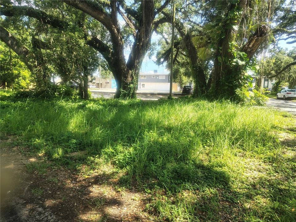 На продажу: $224,900 (0.35 acres)