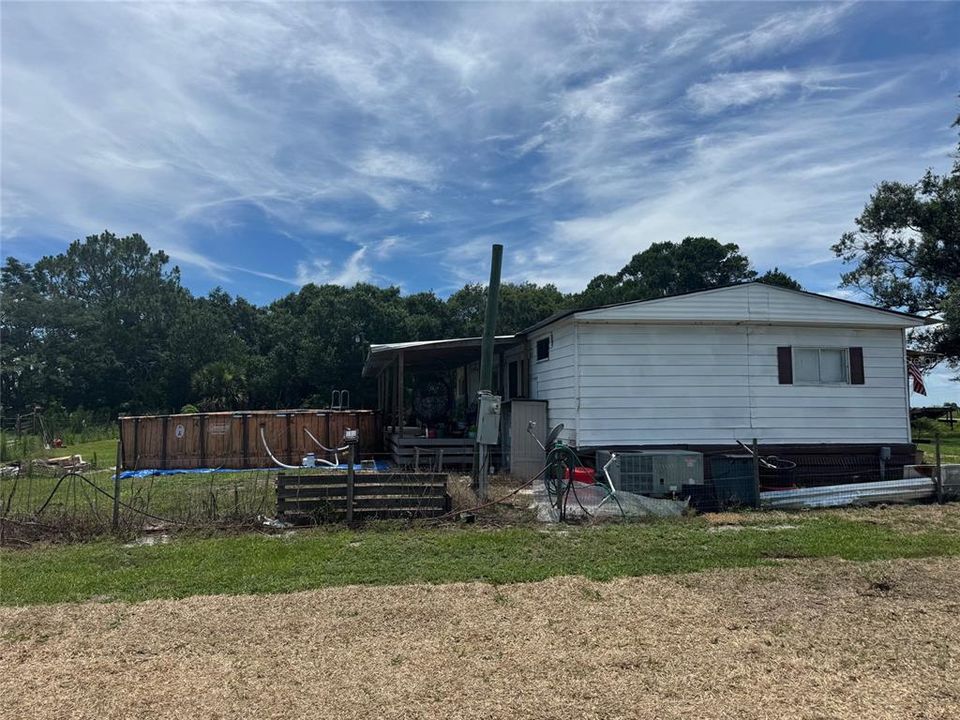 For Sale: $430,000 (3 beds, 2 baths, 1127 Square Feet)