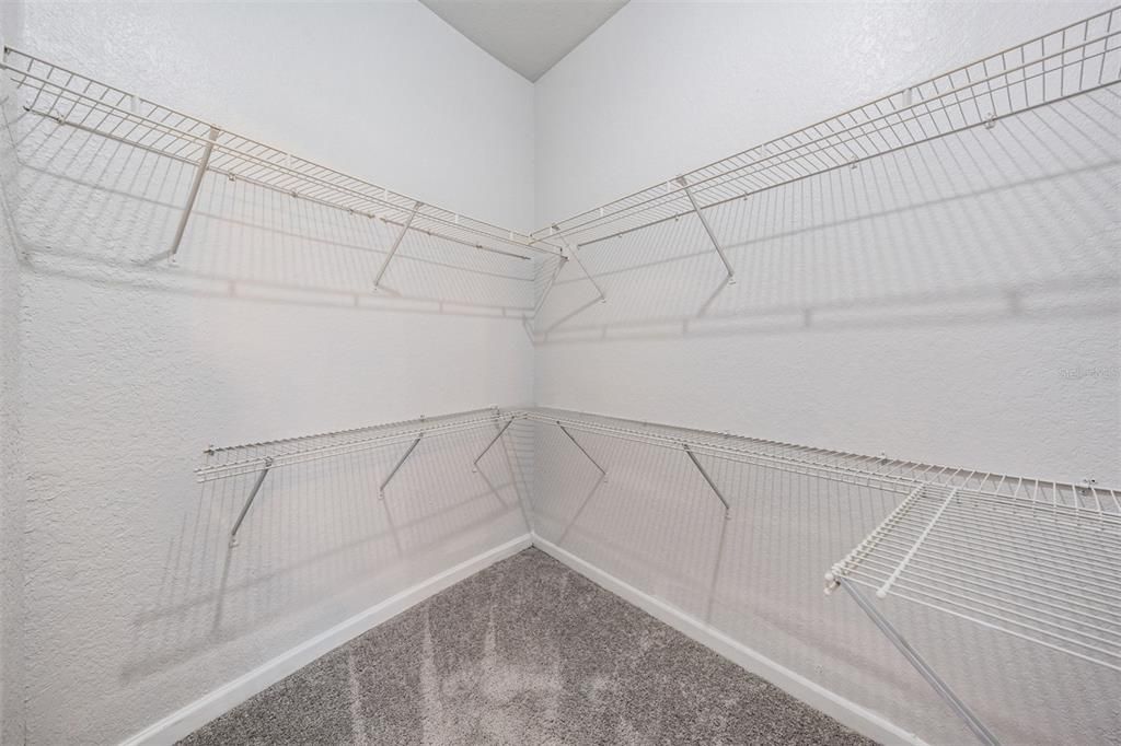 For Sale: $185,000 (3 beds, 2 baths, 1336 Square Feet)