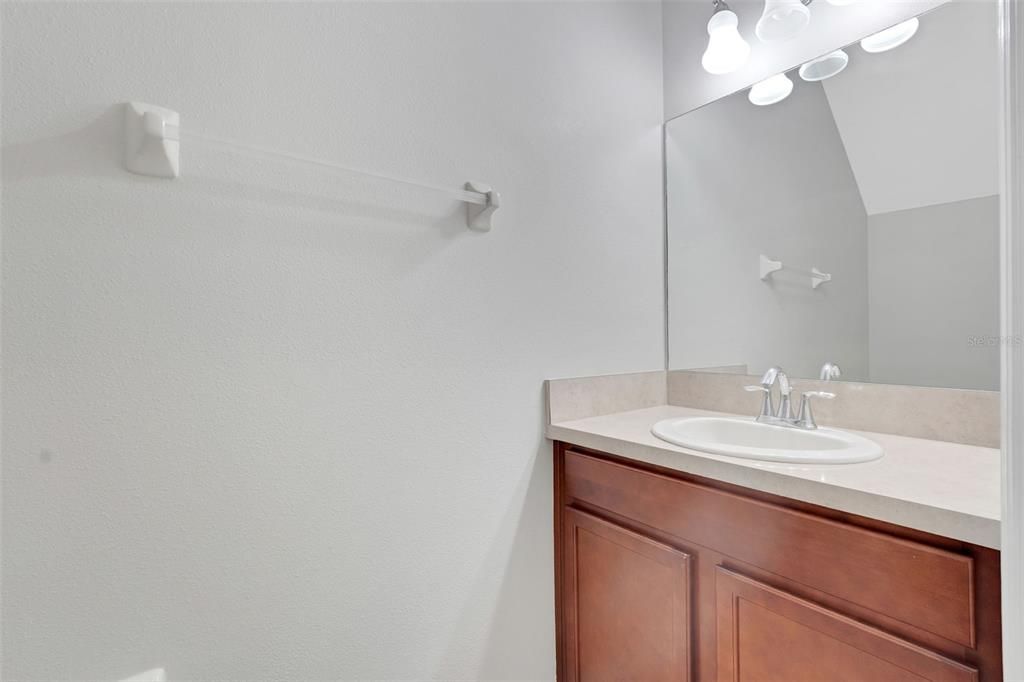 En Venta: $225,000 (2 camas, 2 baños, 1368 Pies cuadrados)