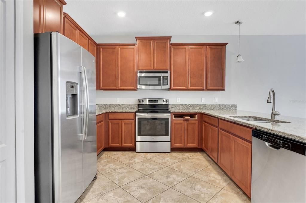 En Venta: $225,000 (2 camas, 2 baños, 1368 Pies cuadrados)